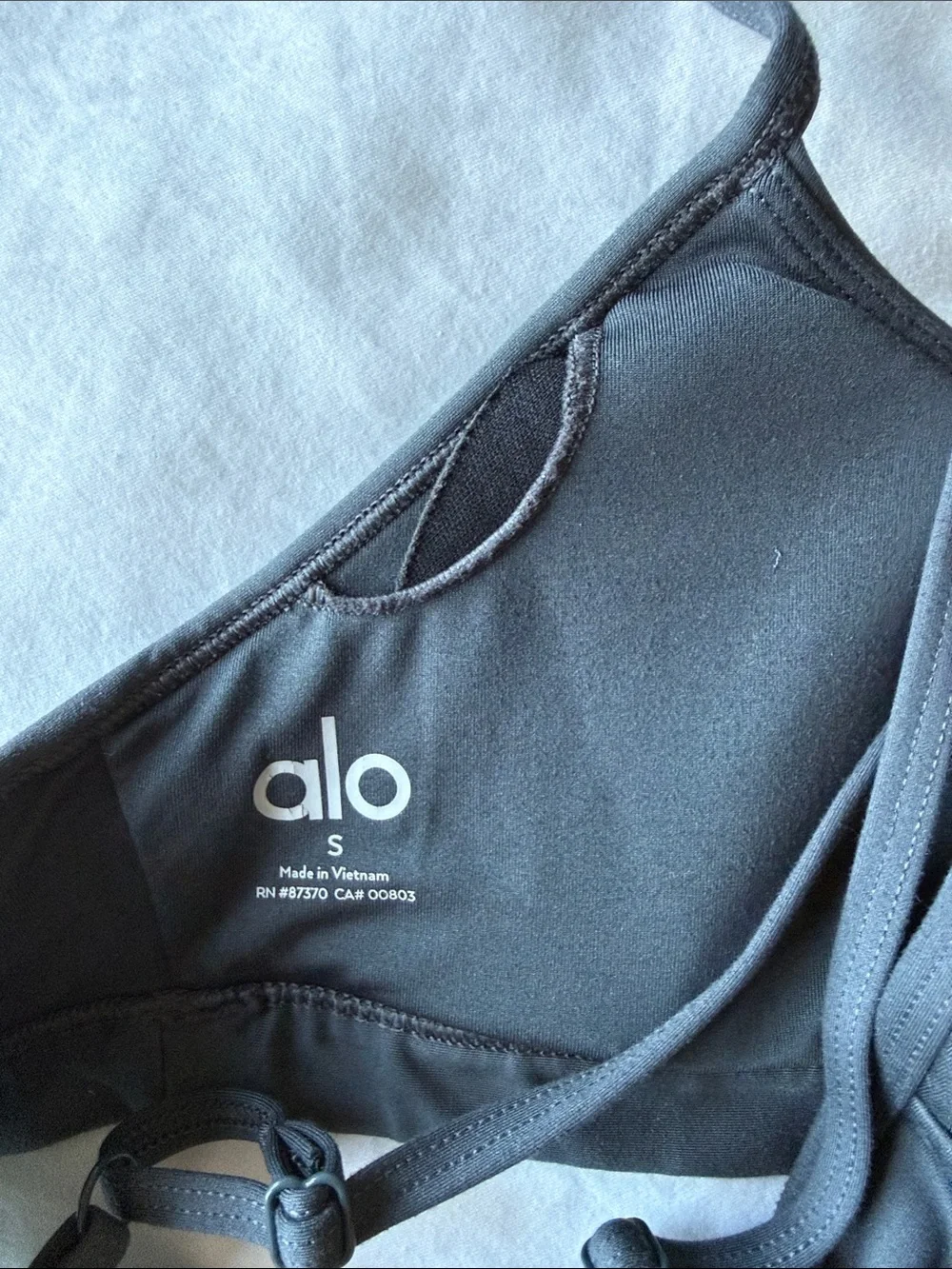 ALO Yoga minimal strappy